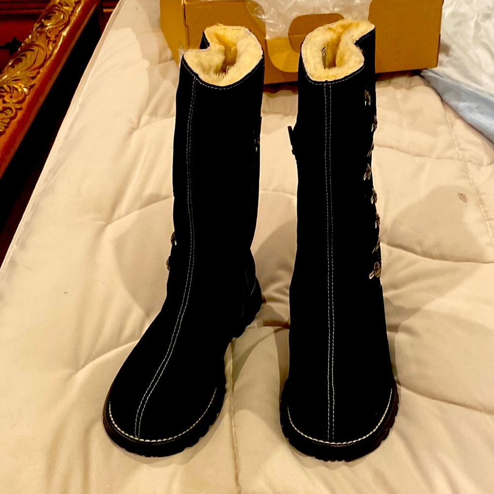 Ladies boots